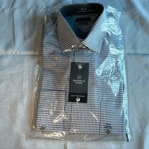 Van Heusen Men’s Dress Shirt
